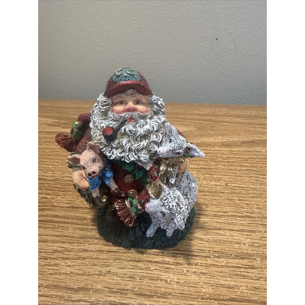 Crinkle Clause (Agri Clause) Santa with Sheep and Pig